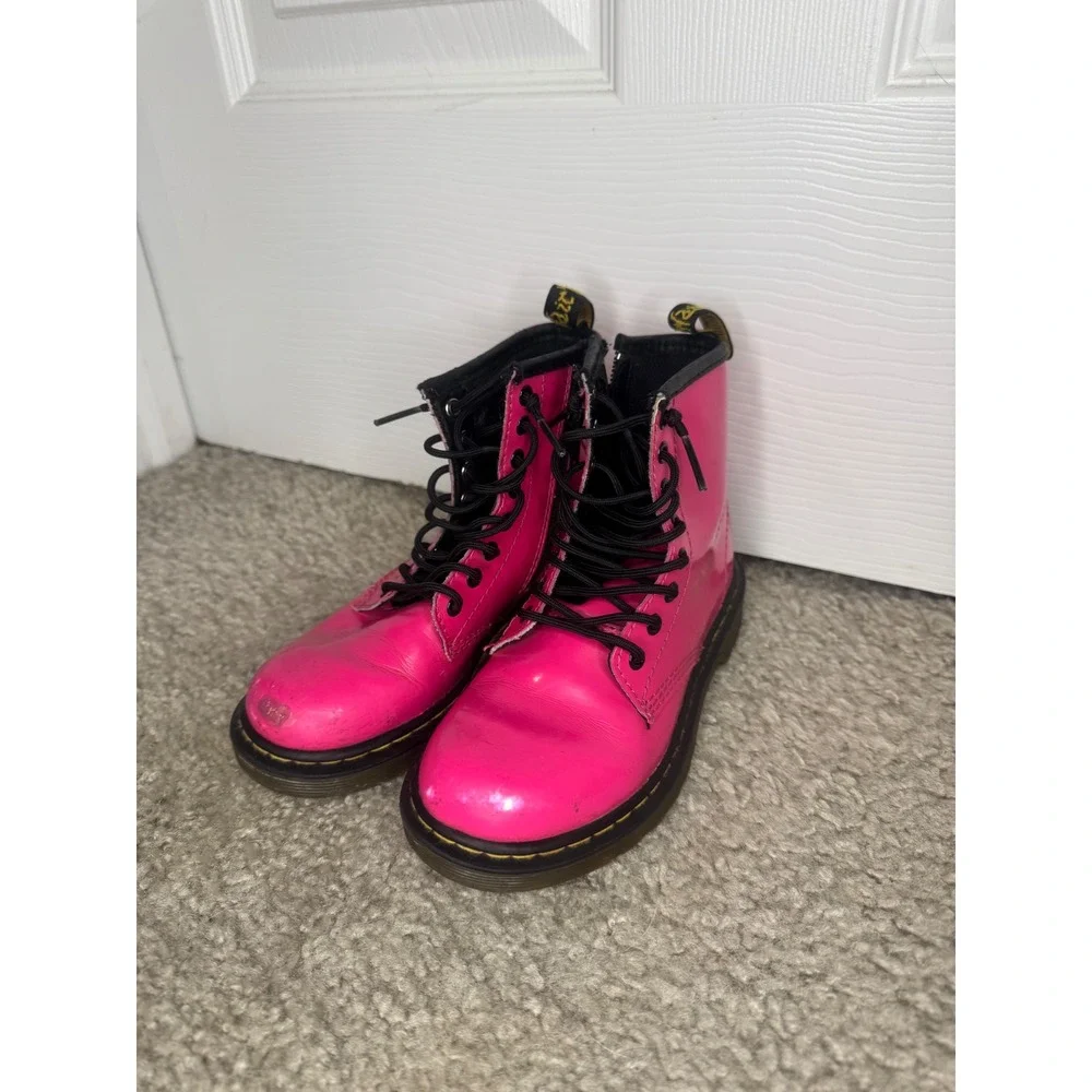 Dr. Martens Delaney Hot Pink Patent Leather Lace Up Zip Boots Kids Size 12 US